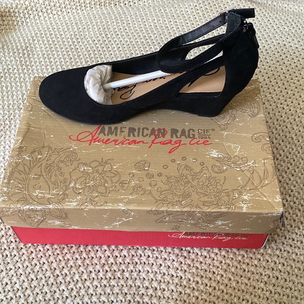 Heel wedges